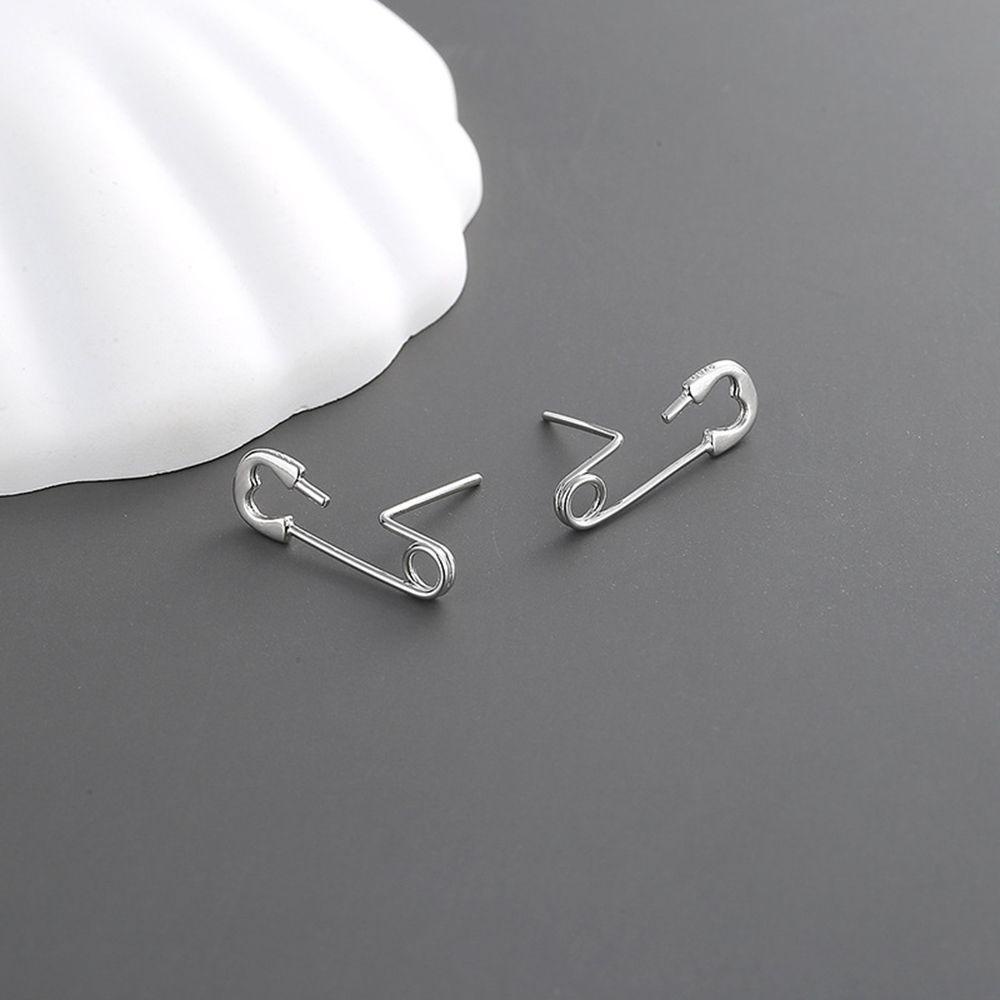 Bông Tai Hình Ghim Cài Bằng Đồng Phong Cách Gothic Hàn Quốc Cá Tính Cho Nam