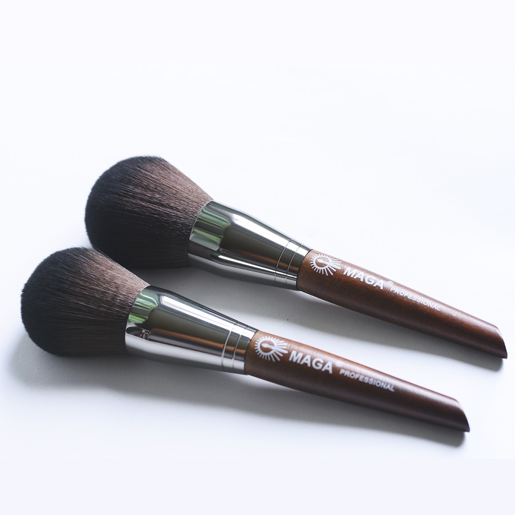 Cọ phủ phấn MAGA POWDER BRUSH LARGE 01