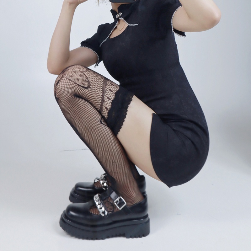 Vớ Lưới Dài Qua Gối Họa Tiết Kẹo Mút Đan Chéo Trái Tim Phong Cách Gothic Punk Gợi Cảm Cho Nữ