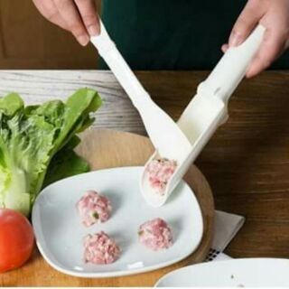 Dụng cụ chia thịt viên