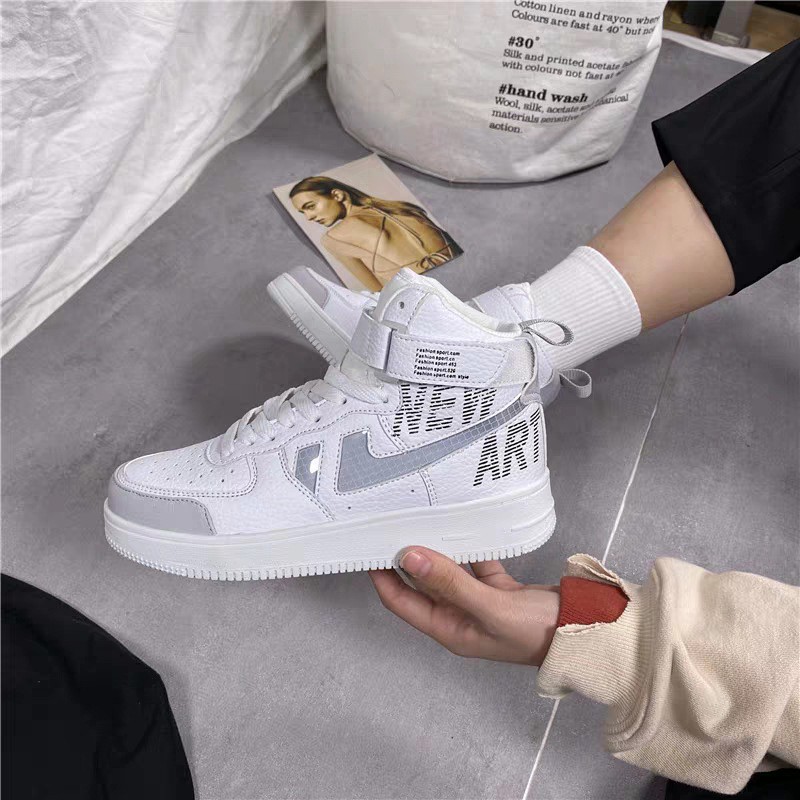 Giày sneakers nam nữ mác vuông logo phản quang in chữ new art Xịn Đẹp