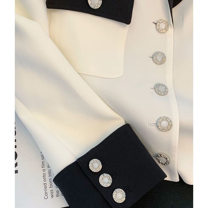 Áo khoác vest tay dài phối màu phong cách thu 2022 cao cấp cho nữ