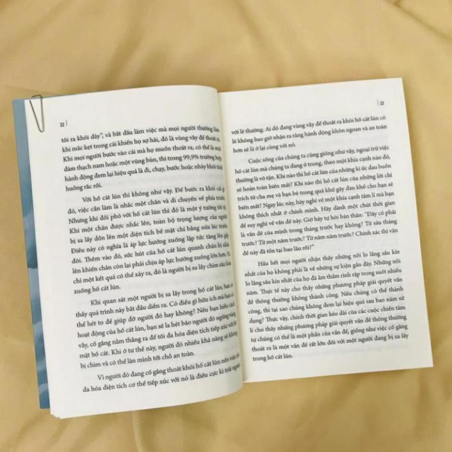 Sách -Thoát Khỏi Tâm Trí và Bước Vào Cuộc Sống [ Minh Long ]