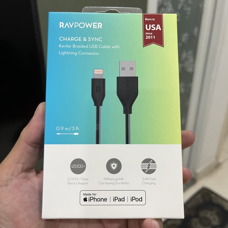 Cáp sạc IP,tablet táo,tai nghe ko dây táo Pro RAVPOWER RP-CB019 USB-A ra chuẩn MFi 12W 480Mbps dài 0.9m