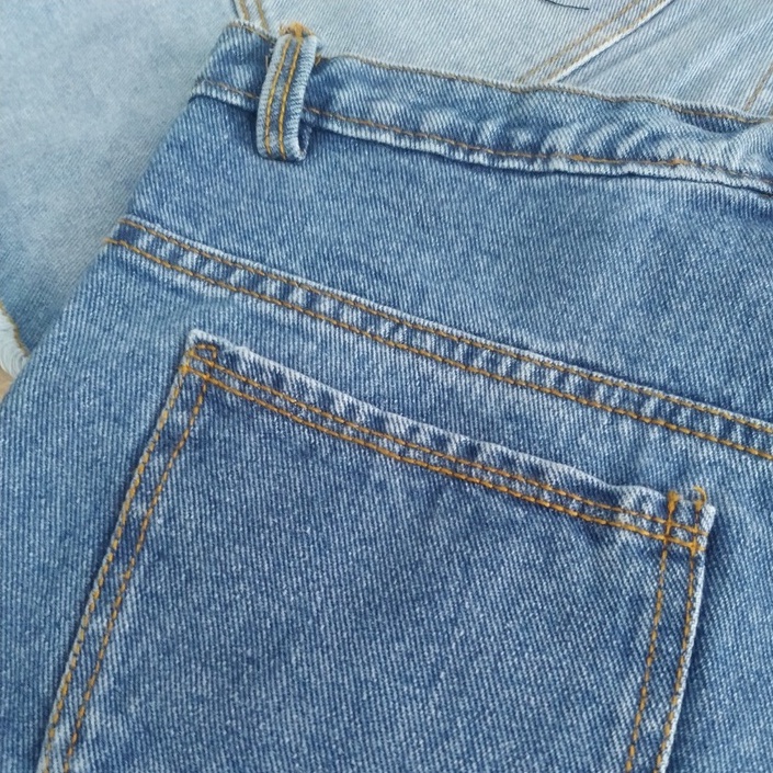 SHORT JEAN NỮ, Short Jeans Rách bản cổ điển, FORM rộng, tôn dáng