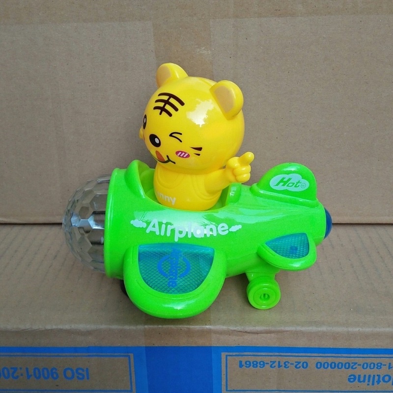 GẤU CON TẬP LÀM PHI CÔNG - Đồ khuyến mãi của sữa Nutifoo