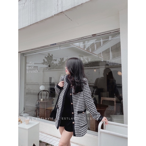 Áo khoác dạ  kẻ ô đen trắng | BigBuy360 - bigbuy360.vn