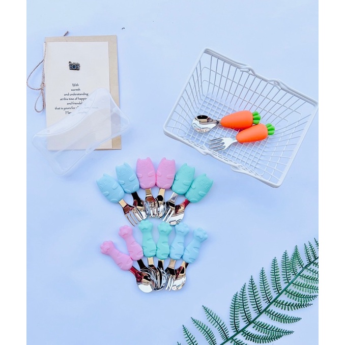 Set Thìa Dĩa Inox Cho Bé Tập Ăn Có Hộp