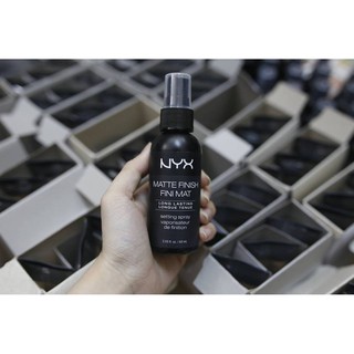 Xịt Giữ Trang Điểm NYX MATTE FINISH