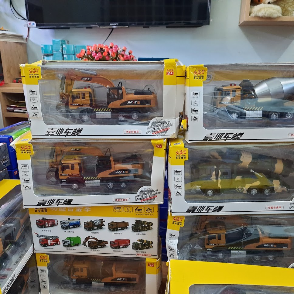 Xe cẩu xúc bằng hợp kim và nhựa có âm thanh và đèn mô hình tỉ lệ 1:50 xe đồ chơi trẻ em