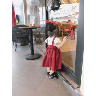 ĐẦM YẾM CHO BÉ GÁI