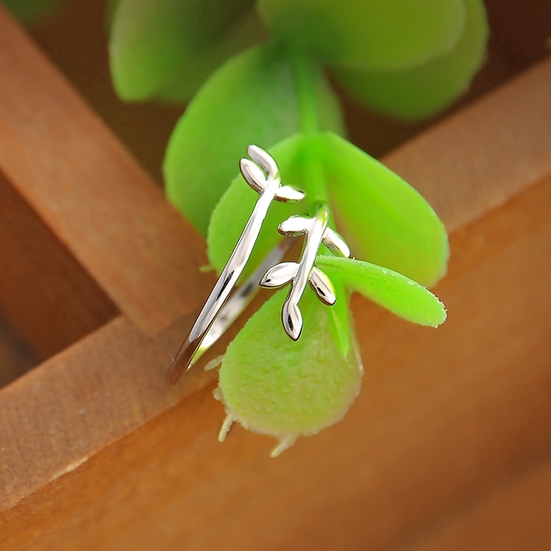 Nhẫn đeo tay kim loại tạo hình chiếc lá đơn giản thời trang cho nữ