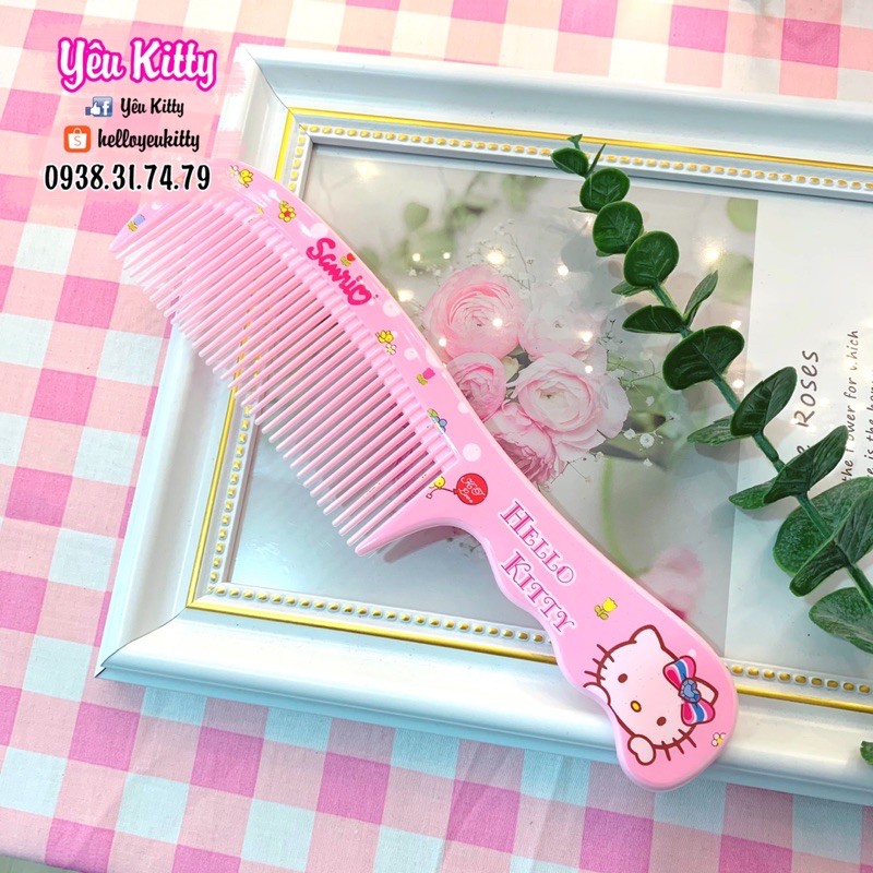 LƯỢC NHỰA HELLOKITTY