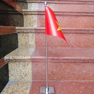 Cờ để bàn Việt Nam
