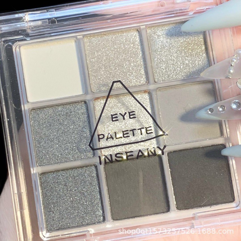 Bảng 9 ô phấn mắt mini eye color palette và phong cách Smoky makeup | BigBuy360 - bigbuy360.vn