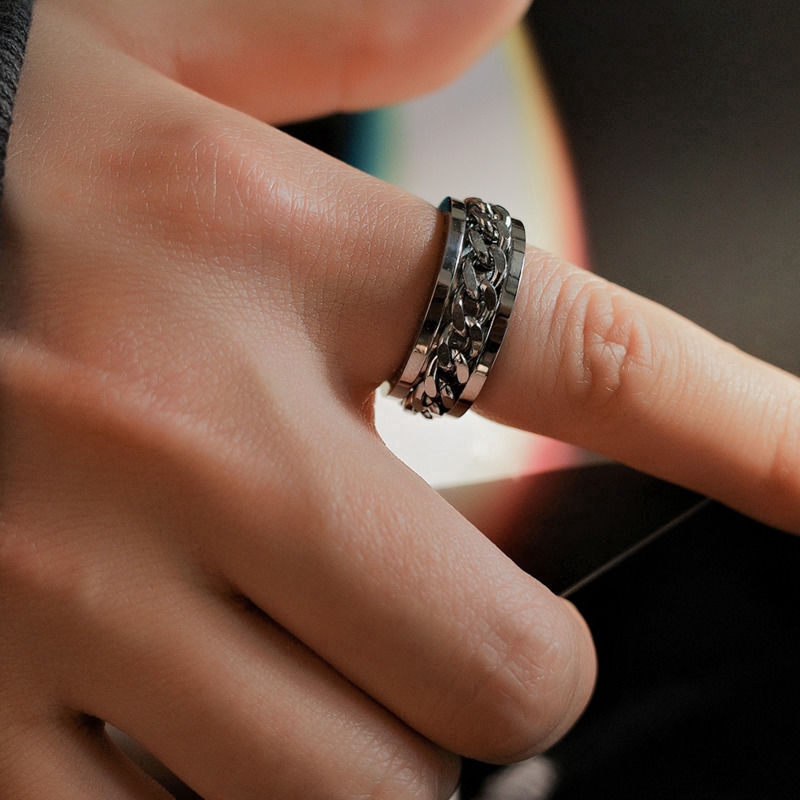 Nhẫn Thời Trang Dạng Xoay Kiểu Dáng Cá Tính