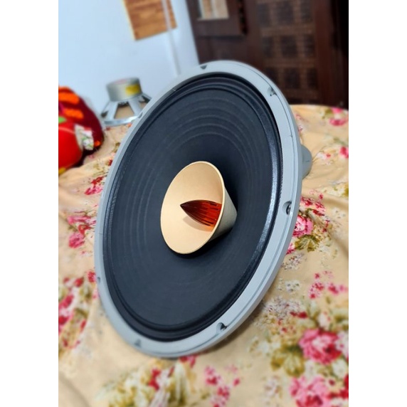 Toàn dải bass 40cm.giá đưa lên là 1 đôi