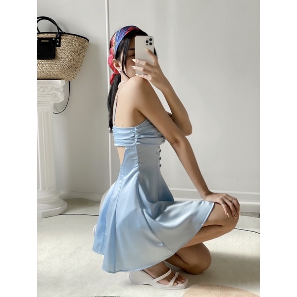 Đầm lụa Mini nút bọc