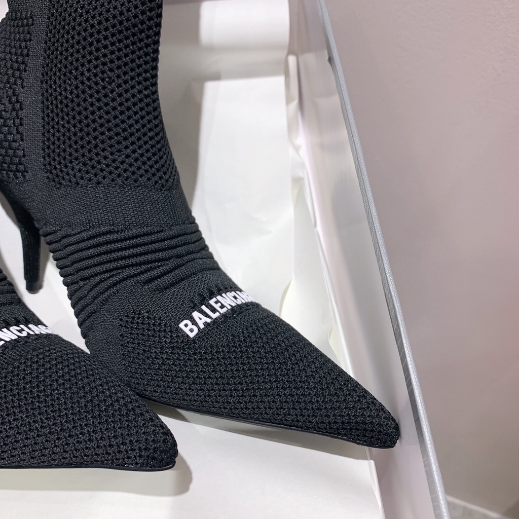 Boot vải thời trang cao cấp Balenciaga phong cách thời thượng, thu hút