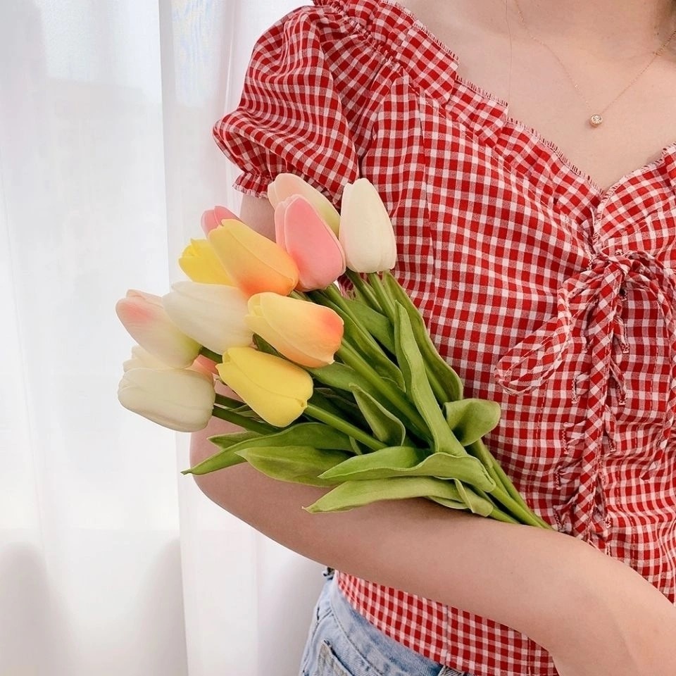 Hoa tulip giả nhiều màu sắc trang trí nội thất cao cấp