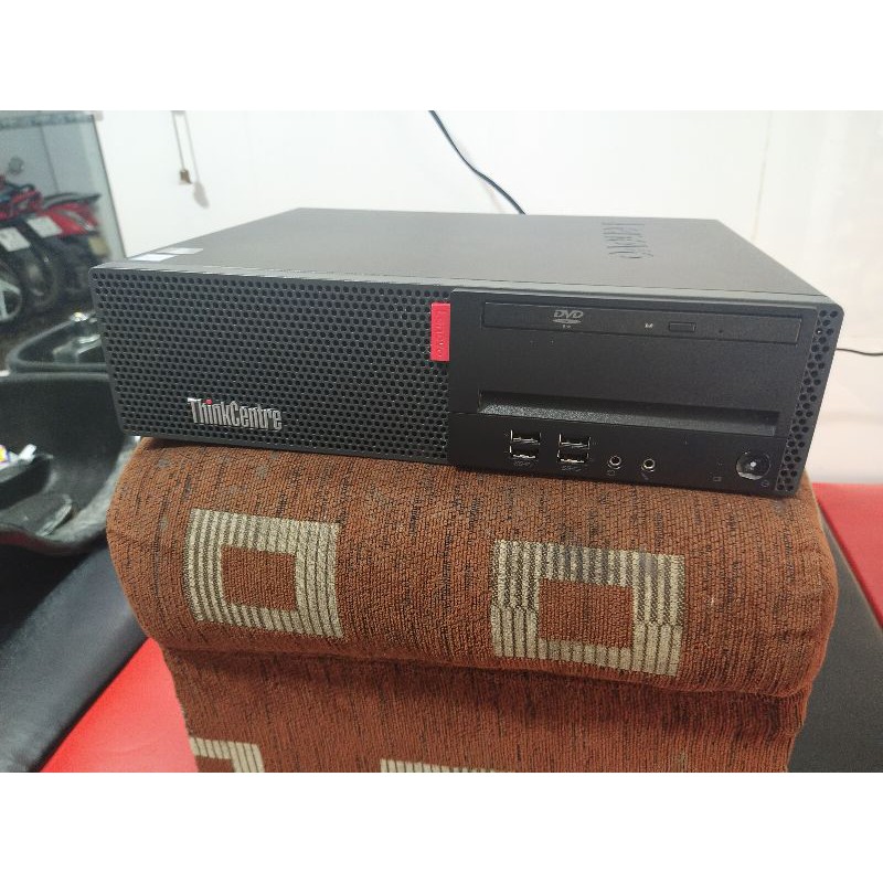 Combo máy tính để bàn Lenovo Thinkcentre và màn hình AOC | BigBuy360 - bigbuy360.vn