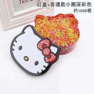 Chun buộc tóc cho bé