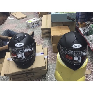 Mũ bảo hiểm moza lật cằm #475k