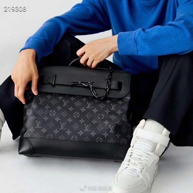 Cặp L.V cao cấp có sẵn