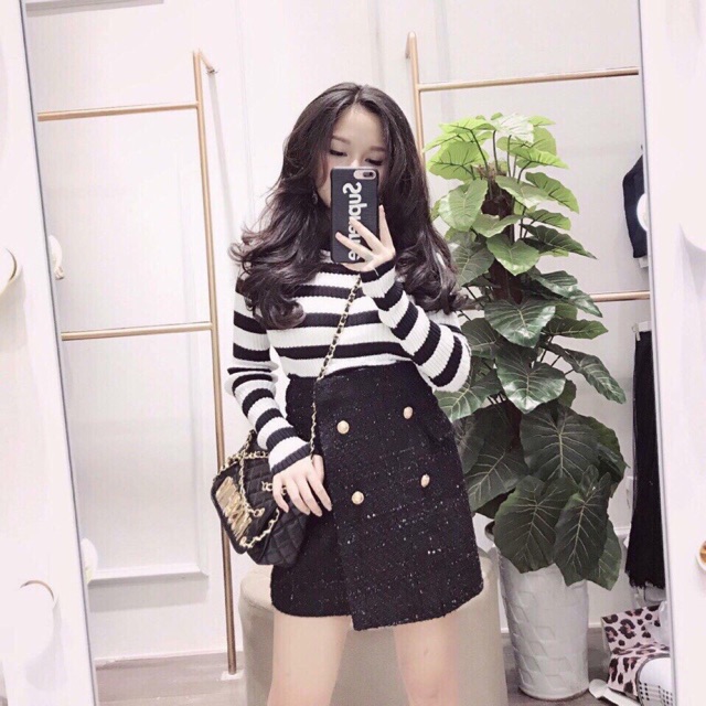 Set Áo Sọc Và Chân Váy Bố