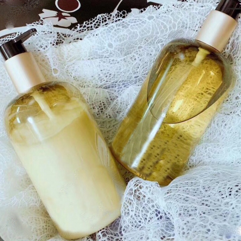 Chai Nhựa Rỗng 500ml Màu Vàng Kim Dùng Đựng Dầu Gội / Sữa Tắm Dạng Nhấn Tiện Dụng