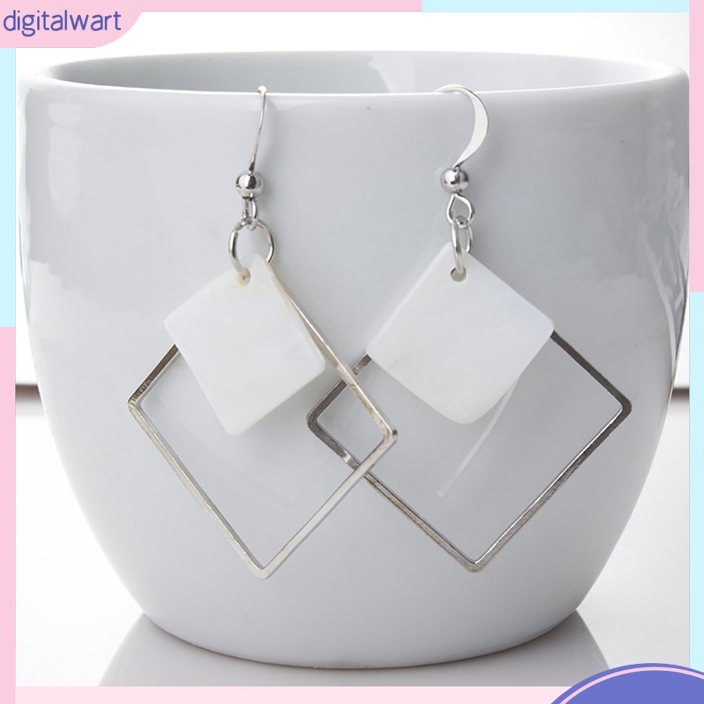 Cặp khuyên tai nữ thiết kế hình vuông sang trọng động đáo cá tính dành cho nữ
