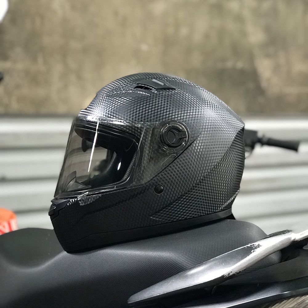 Mũ Bảo Hiểm Fullface AGU Vân Carbon Chống Sước Siêu Chất - BH Chính Hãng 24 Tháng