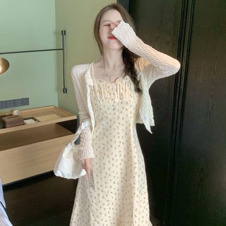 Váy maxi + áo khoác cardigan mỏng