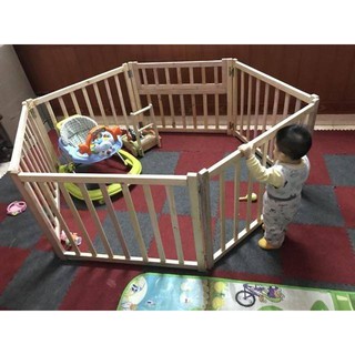Cũi gỗ quây 8 cánh