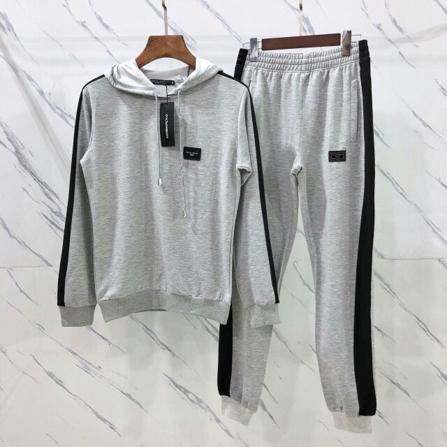 Bộ nỉ thể thao.áo khoác das ba màu.quần nỉ dsq2.super.đồng giá 155k.hàng rẻ đẹp.ko đẹp ko lấy tiền chỉ có ở bảo su shop.