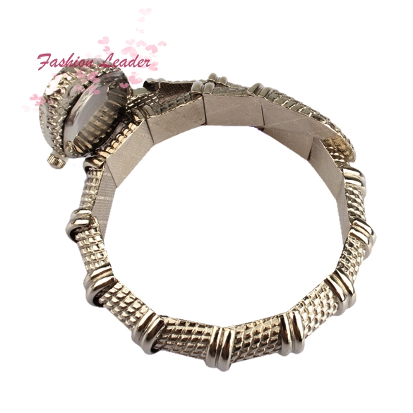 Đồng hồ đeo tay hình con rắn | BigBuy360 - bigbuy360.vn