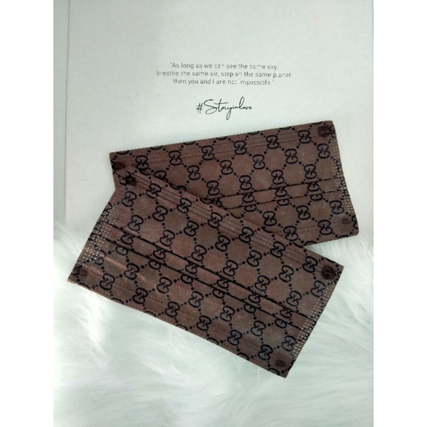 set 10 khẩu trang thời trang y hình -pucci