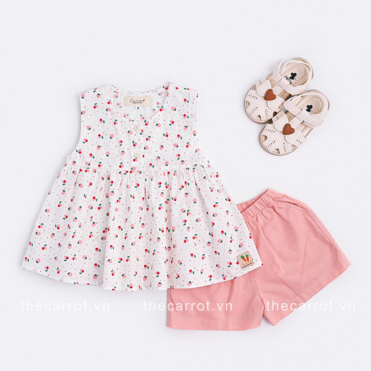 Bộ đồ bé gái CARROT không tay dáng baby doll, họa tiết quả dâu hồng, chất Thô cotton thoáng mát thấm hút mồ hôi tốt