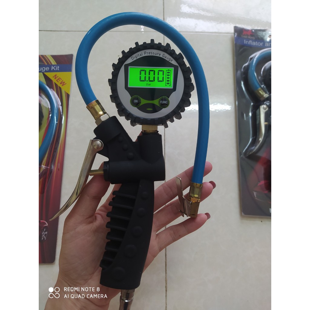 Đồng hồ bơm lốp điện tử ô tô xe máy (đo hơi, áp suất lốp, hiển thị số)