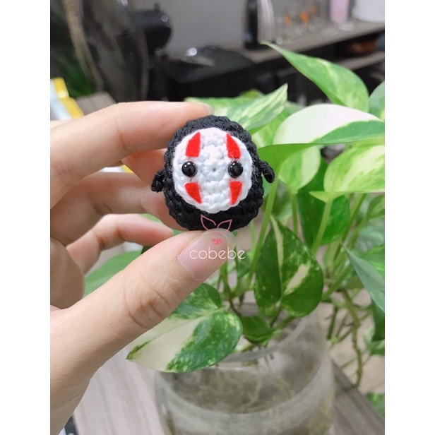 Móc khoá Vô diện ú nu bằng len handmade siêu đáng yêu