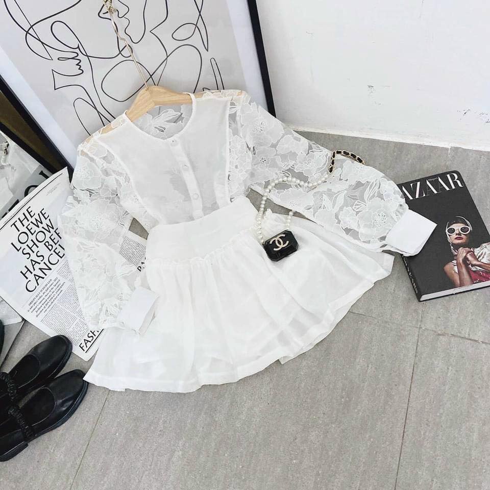 SET Áo sơ mi voan hoa tay dài kèm chân váy trắng NÀNG CLOSET