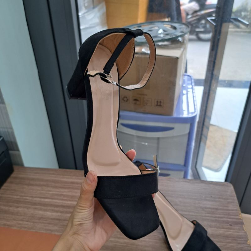 Giày cao gót big size quai ngang 40 41 42 43 cao 7 phân,giày nữ size lớn,giày sandal cao gót bigsize nữ