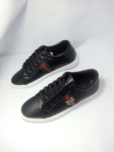 Giầy nam hổ thêu đẹp (còn sz 39) | BigBuy360 - bigbuy360.vn