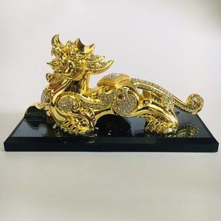 Nước Hoa Tỳ Hưu trên Xe Ô Tô