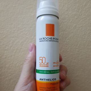 Xịt chống nắn la roche posay 75ml