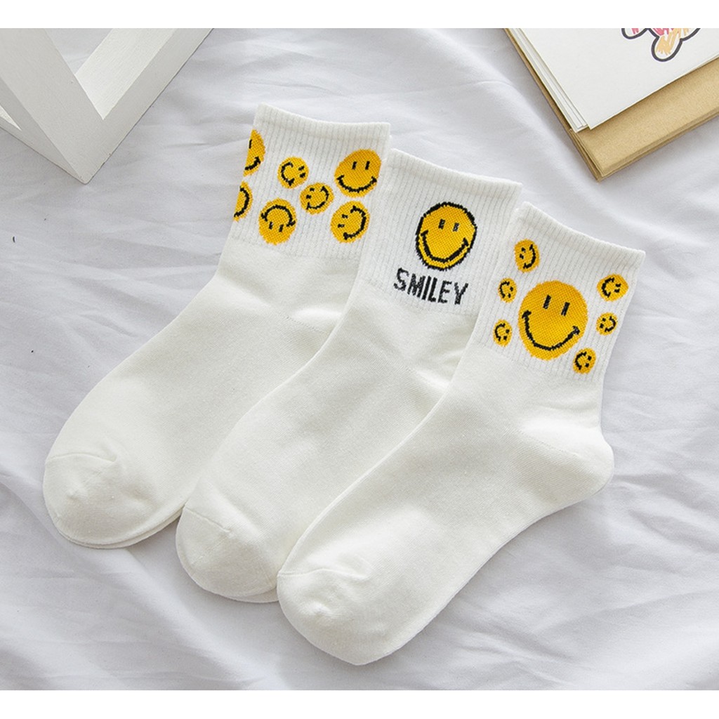 Tất Cao Cổ Dora Họa Tiết Smile vàng