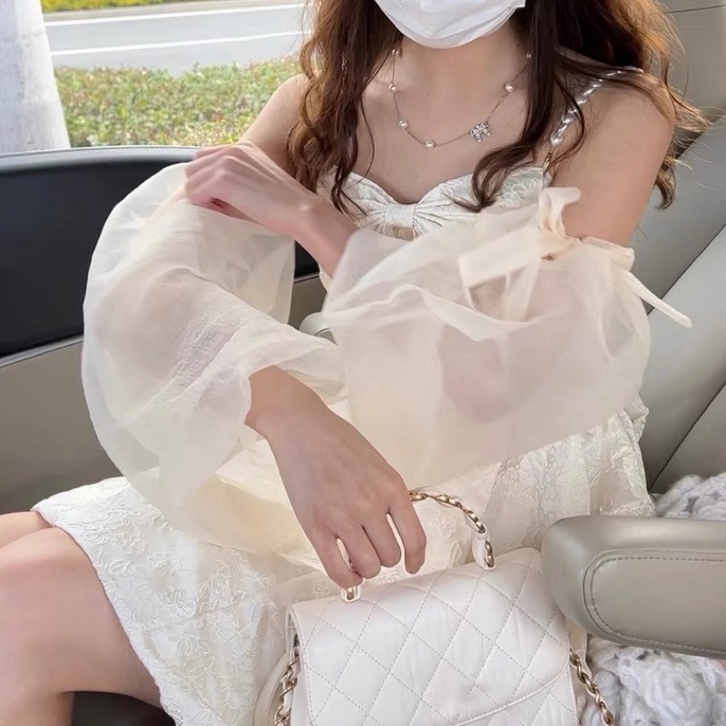 VÁY NƠ NGỰC HAI DÂY NGỌC KÈM TAY PHỒNG