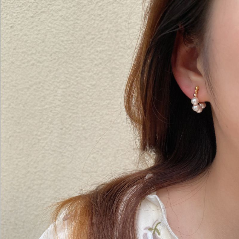 BÔNG TAI KHUYÊN TAI TRÒN ĐÍNH HẠT NGỌC NHÂN TẠO PHONG CÁCH TIỂU THƯ CÁ TÍNH 222BT089