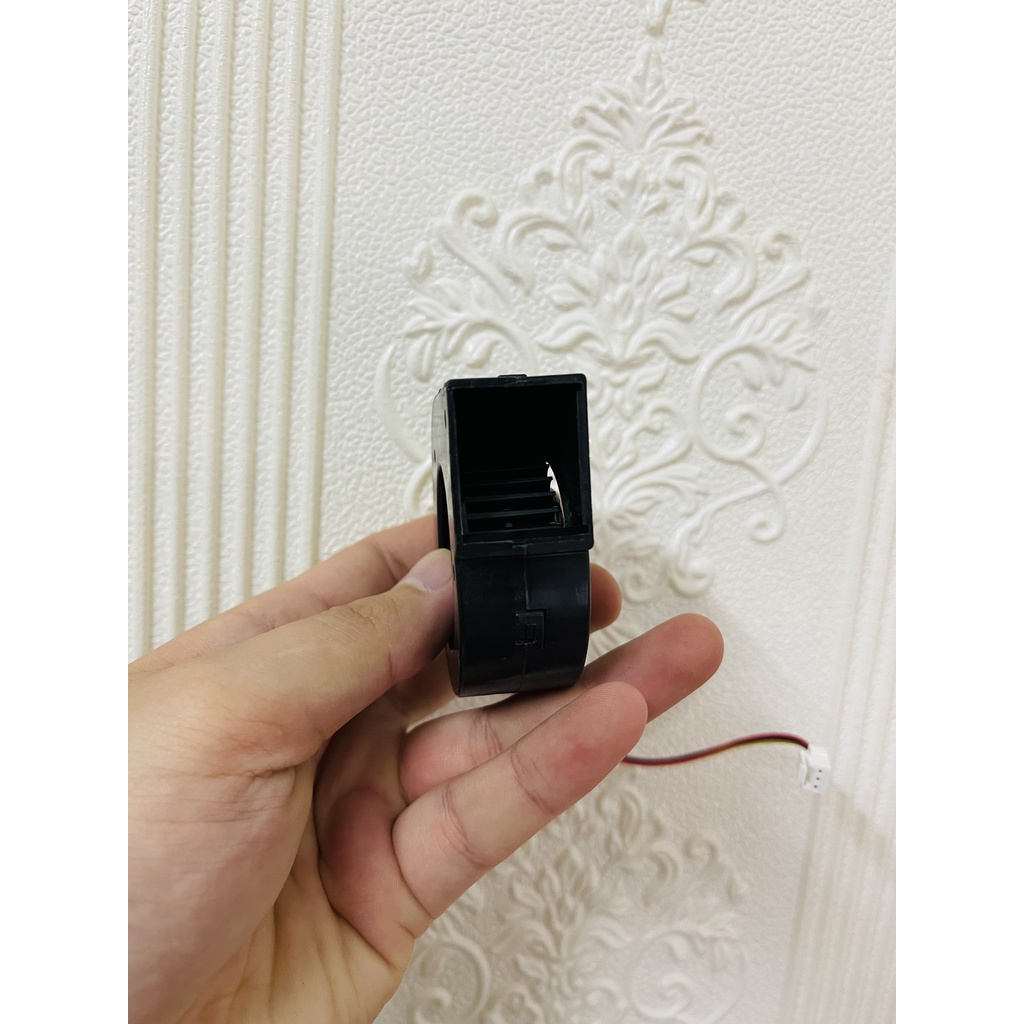 Quạt Sò NIDEC 24V 0.32A 6CM