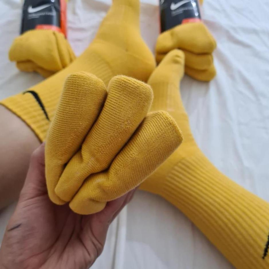 Pack 3 đôi tất thể thao Nike màu Vàng bền đẹp, chất dày dặn khô thoáng dễ chịu